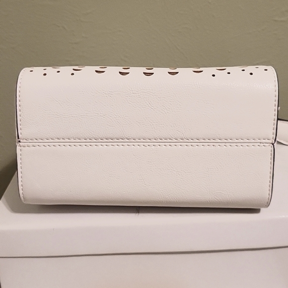 Melie Bianco Sophia laser cut top handle bag - Picture 5 of 8